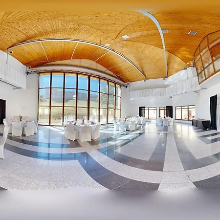 Hradna Brana Hotel 4*