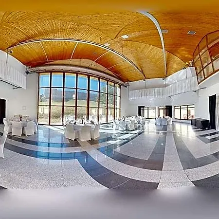 Hotel Hradna Brana 4*