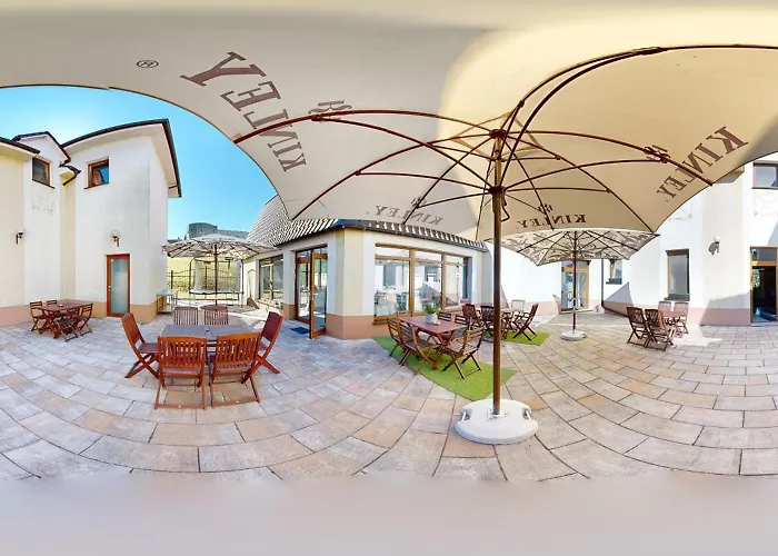 Отель Hradna Brana